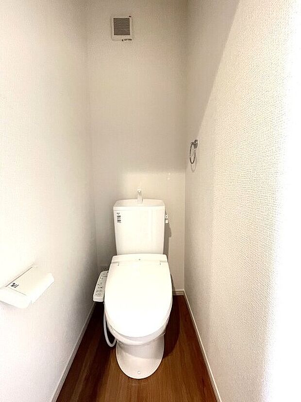 1階ウォッシュレットトイレ(トイレは2階にもあります)