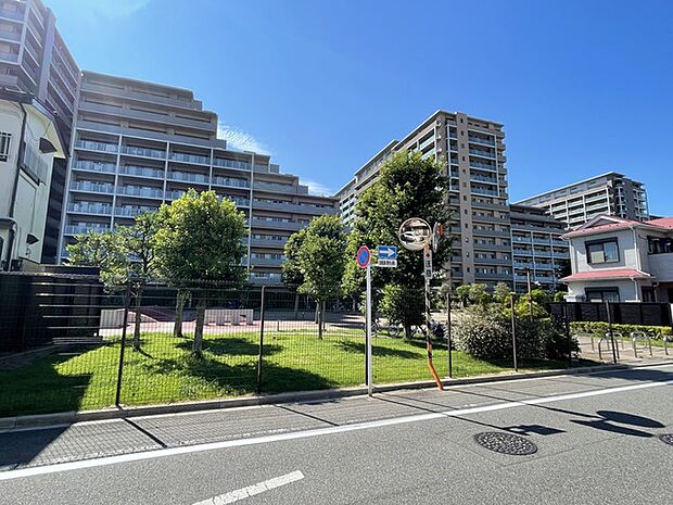 東習志野2丁目児童公園460m徒歩6分