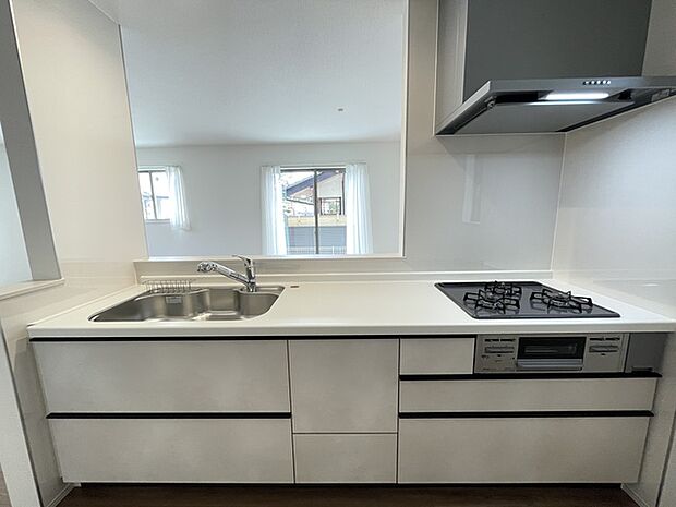 会話を楽しみながら家事出来る浄水器付対面式キッチン