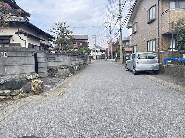 東側前面道路 北向き 幅員約4.5m