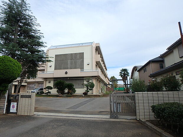 千葉市立花園小学校550m徒歩7分