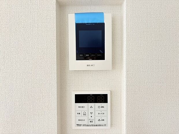 録画もできるTVモニタ付きインターホン