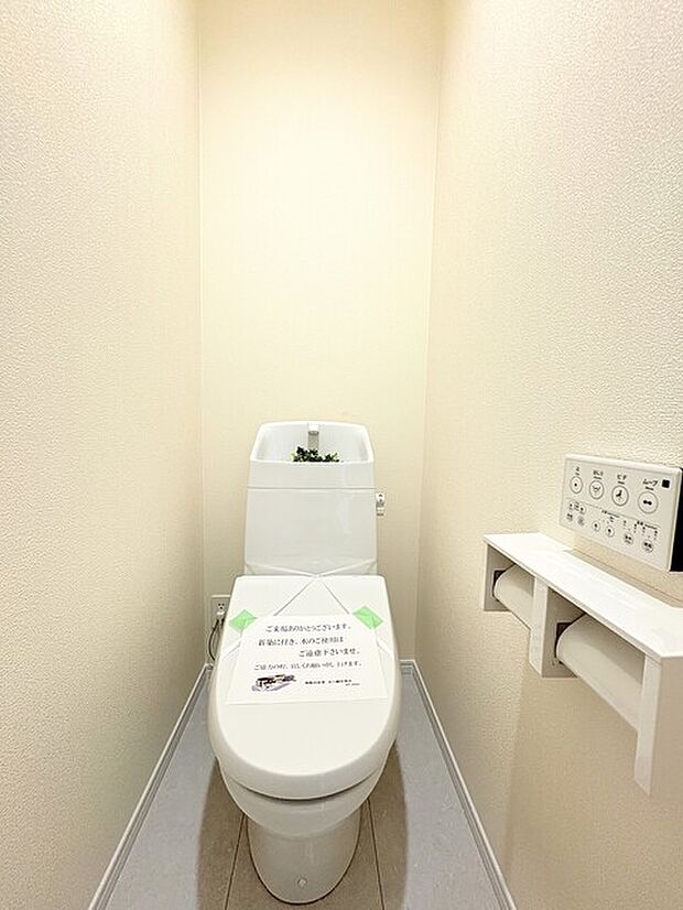 トイレは2階にもあります