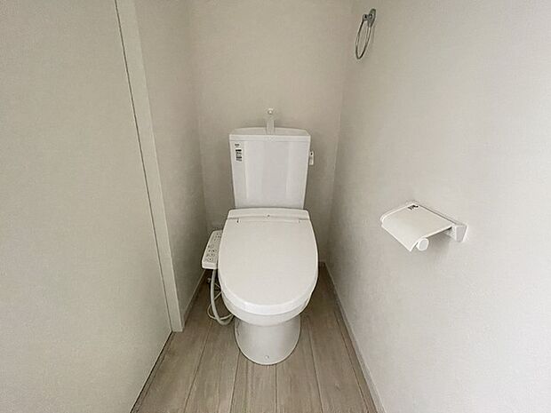 1階ウォシュレットトイレ トイレは2階にもあります
