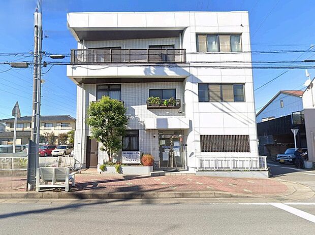 平野内科医院270m徒歩4分