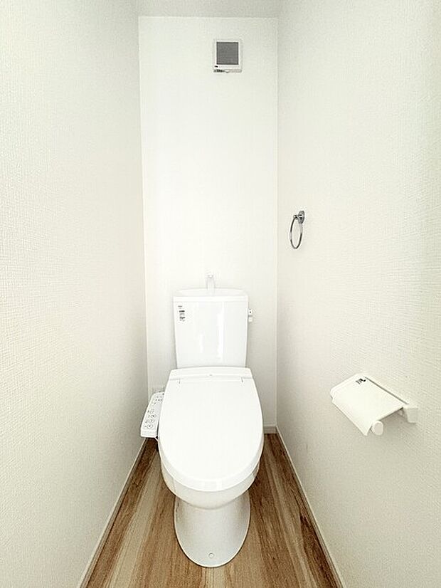 トイレは2階にもあります