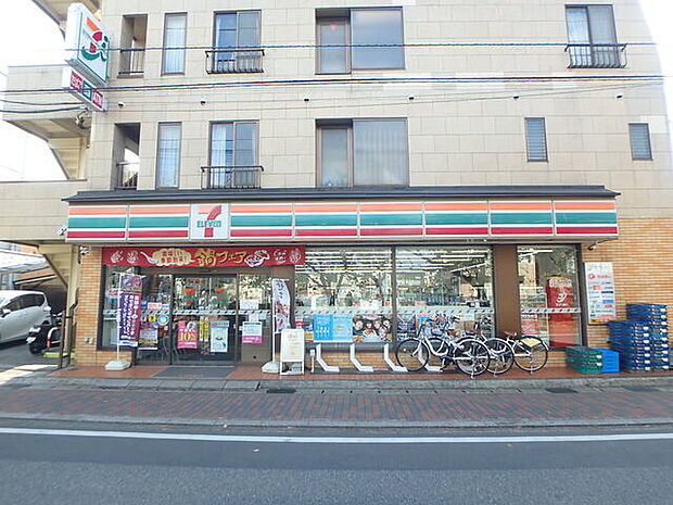 セブン-イレブン 花園店680m徒歩9分