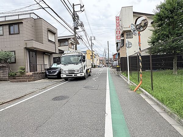 西側接道　幅員約5.5ｍ