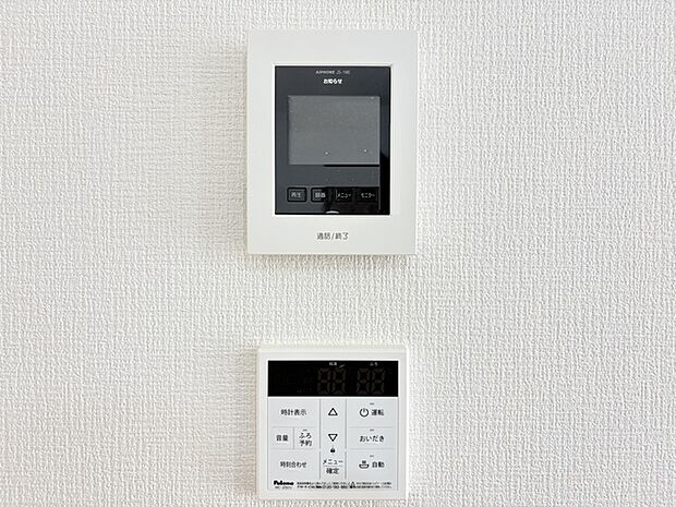 録画もできるTVモニタ付きインターホン
