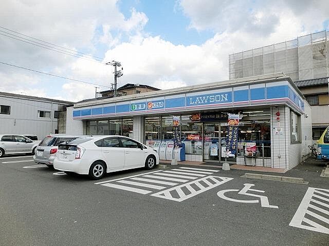 ローソン／小倉宇佐町店 (323m)