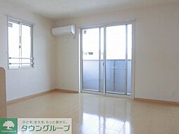 リルシア 201 2階2LDKのリビング/ダイニング