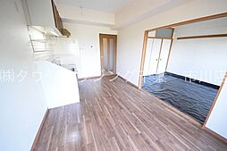 グッドフラット浦安 105 1階2LDKのリビング/ダイニング