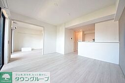 ＭＡＪＥＳＴＩＣ千葉みなと 801 8階1LDKのリビング/ダイニング