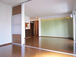 フィオーレ 102 1階2LDKのリビング/ダイニング