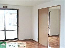 ジョカーレ千葉 B205 2階3LDKのリビング/ダイニング