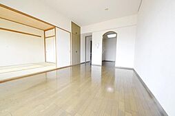 パークヒル飯山満1・2・3 3201 2階3LDKのリビング/ダイニング