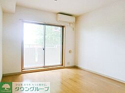 アレックスアキラ 105 1階1Kのリビング/ダイニング