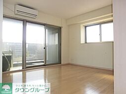 シルバラード 602 6階2SLDKのリビング/ダイニング