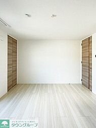 ルリアン江戸川 203 2階ワンルームのリビング/ダイニング