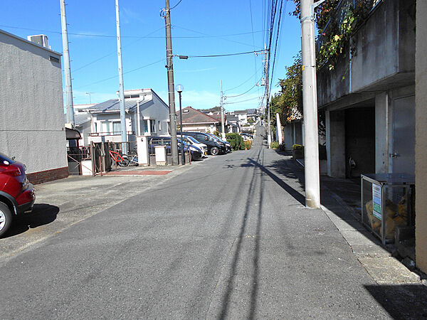 物件前の公道