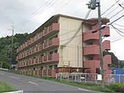 三雲駅より徒歩5分 4階 築32年10ヶ月の賃貸物件
