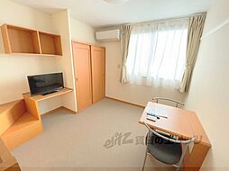 JR東海道・山陽本線 南彦根駅 徒歩14分の賃貸アパート 2階1Kのリビング/ダイニング