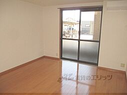 プレシードパークI 7 1階2LDKのリビング/ダイニング