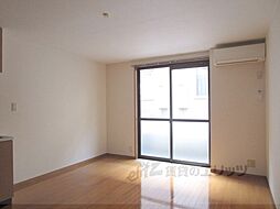 プレシードパークIII 1 2階2LDKのリビング/ダイニング