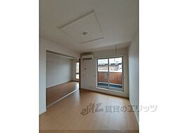 近江鉄道近江本線 五箇荘駅 徒歩4分の賃貸アパート 2階2LDKのリビング/ダイニング