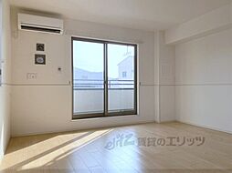 近江鉄道近江本線 彦根口駅 徒歩13分の賃貸アパート 2階1LDKのリビング/ダイニング