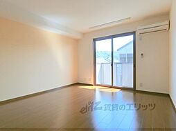 ｏｖｅｒ　ｂｏｏｋ 2階ワンルームのリビング/ダイニング