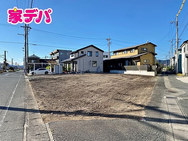 知識豊富なスタッフが各種オプションや住宅ローンのご相談にご対応致します。