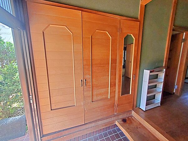 【シューズボックス】 靴もしっかり収納可能。玄関はスッキリ整理整頓