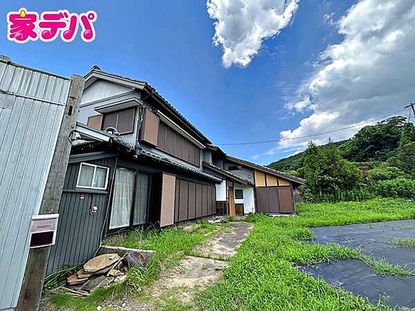 部屋数、収納スペース充実で家族が増えても安心です！