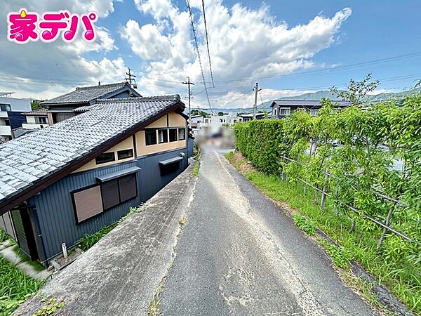 前面道路：公道北東約3ｍ幅
