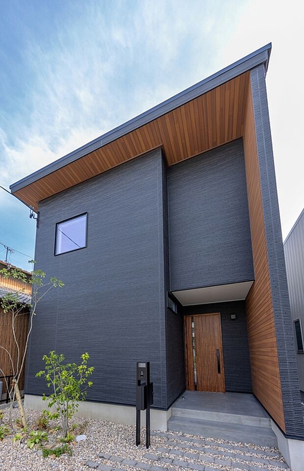 現地や周辺環境も一緒にご確認いただけます。現地ご案内いたします。お気軽にお問合せください。 