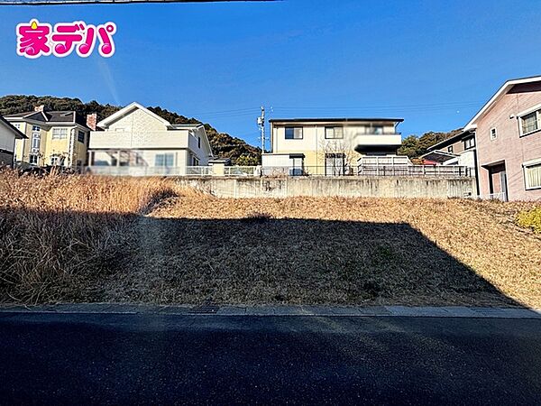 地域に密着した不動産販売でお客様のニーズに、経験豊富なスタッフが柔軟にご対応させて頂きます。