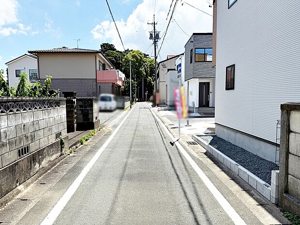 前面道路：公道北側約4ｍ幅