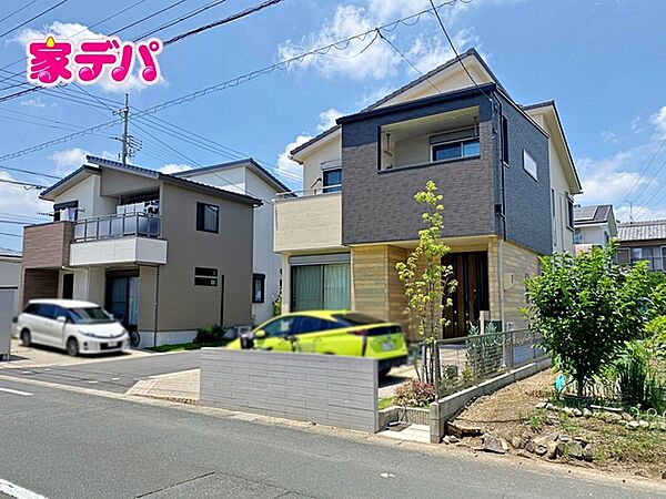 現地や周辺環境も一緒にご確認頂けます。現地ご案内致します。お気軽にお問合せ下さい。