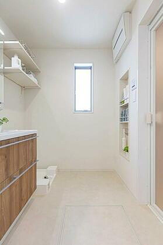 窓があって明るいスペース！ 