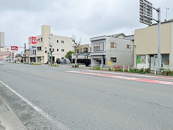 前面道路：北東側