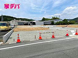 愛知県豊川市平尾町上貝津32番13、井ノ間81番1