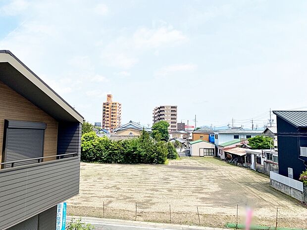 つい深呼吸をしたくなる気持ちの良い眺望はこのお部屋の自慢です!