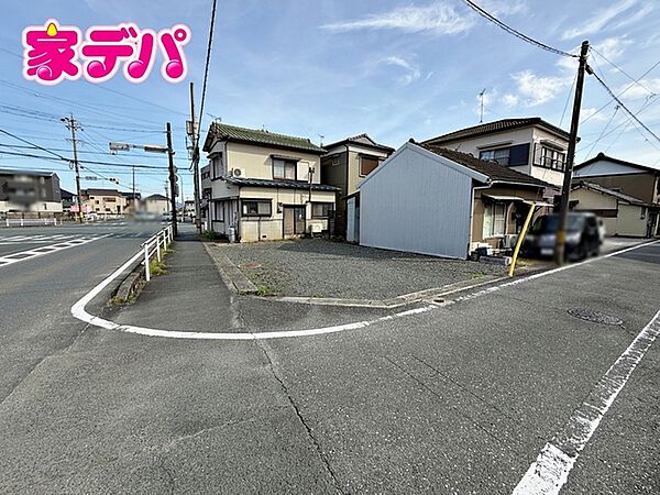 建築条件なしの更地渡しです！お好きなハウスメーカーをご利用できます。