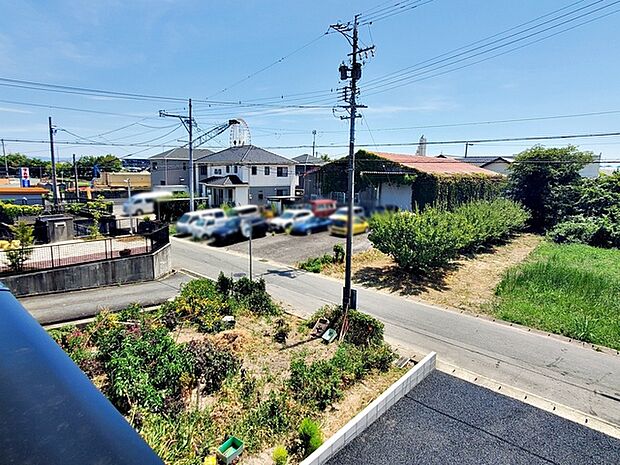 つい深呼吸をしたくなる気持ちの良い眺望はこのお部屋の自慢です!