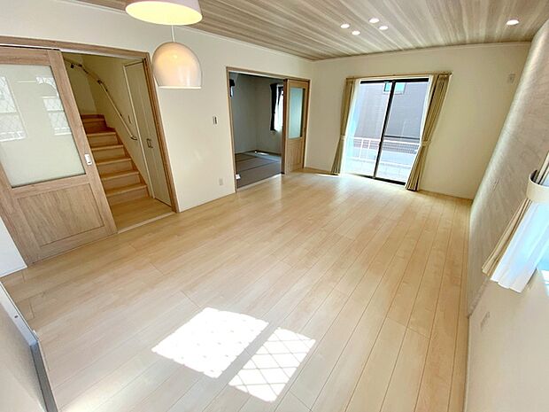 【リビング18帖】 ご家族みんながゆっくりくつろげる広々リビング