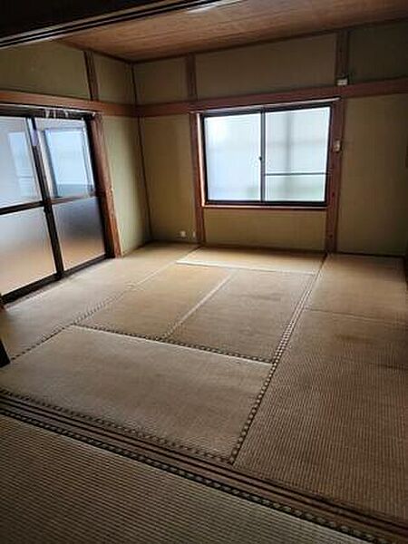 ホッと一息つける和室。和の空間に癒されます。