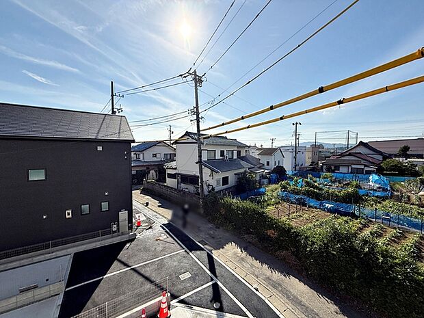 閑静な街並みの眺めは、心も体も落ち着きますね。  