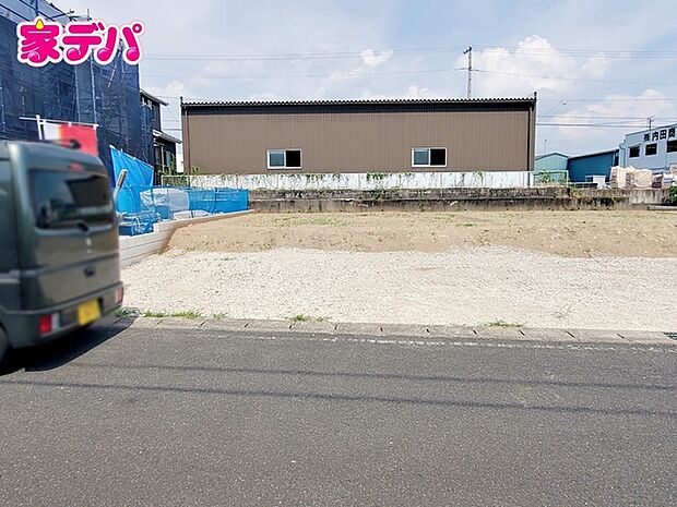 【1号棟】建築予定地です！ ・長期優良住宅 ・5LDK ・LDK15.75帖、隣接洋室4.5帖 ・全居室収納完備 ・パントリー ・全室フローリング ・並列駐車場3台可