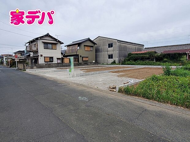 住宅ローンにご不安のあるお客様も、まずはお気軽にご相談下さい。お客様に最適な資金計画と金融機関をご案内いたします。